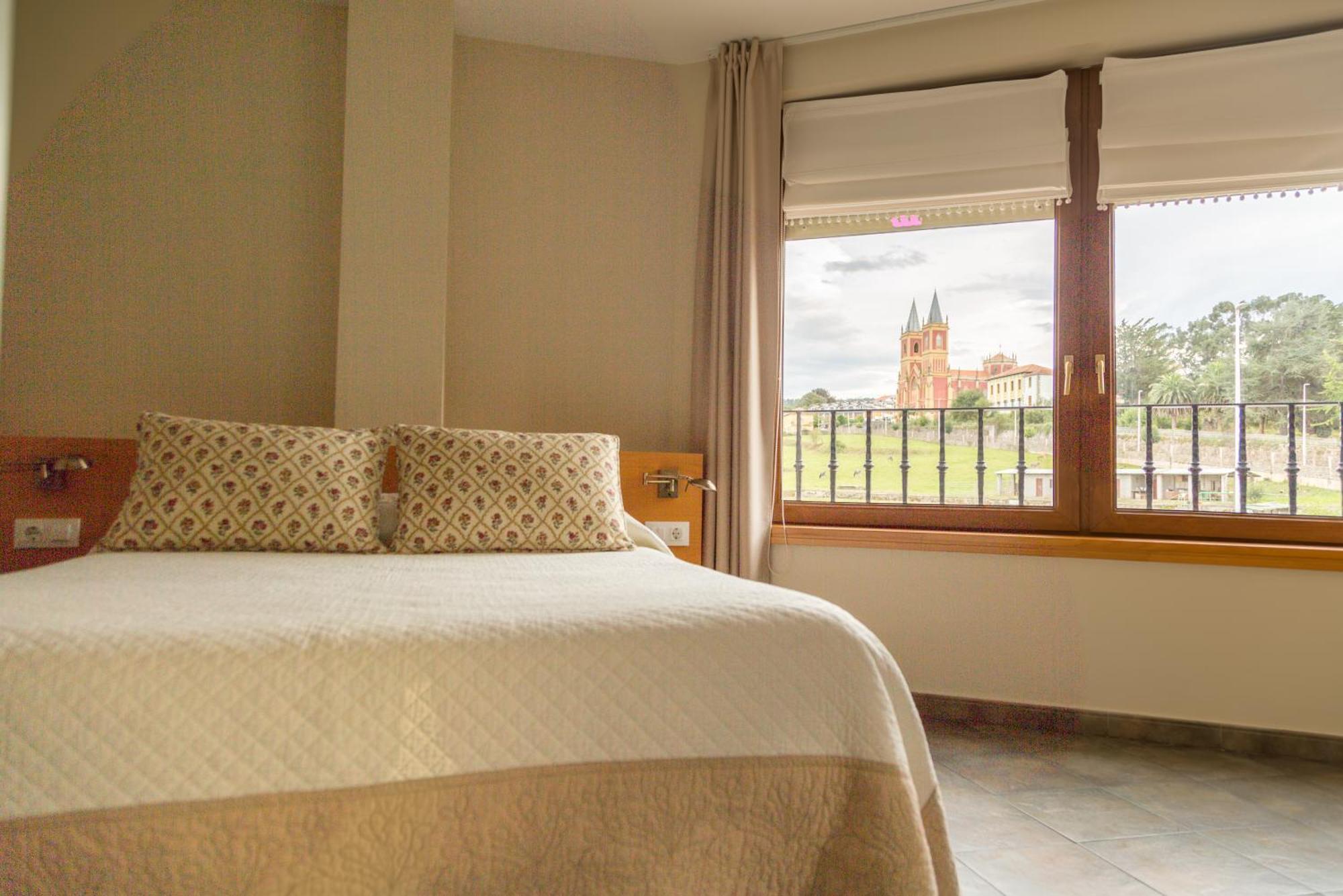 Apartamentos Playa De Cobreces Ngoại thất bức ảnh